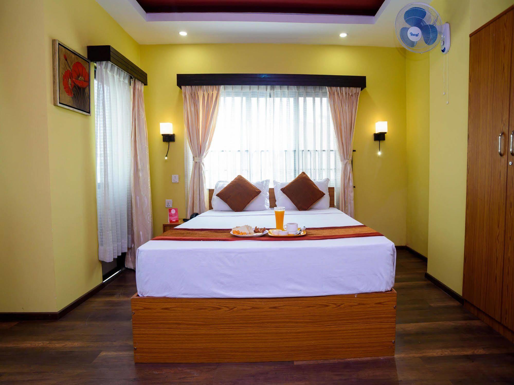 Oyo 105 Hotel Travel Inn كاتماندو المظهر الخارجي الصورة