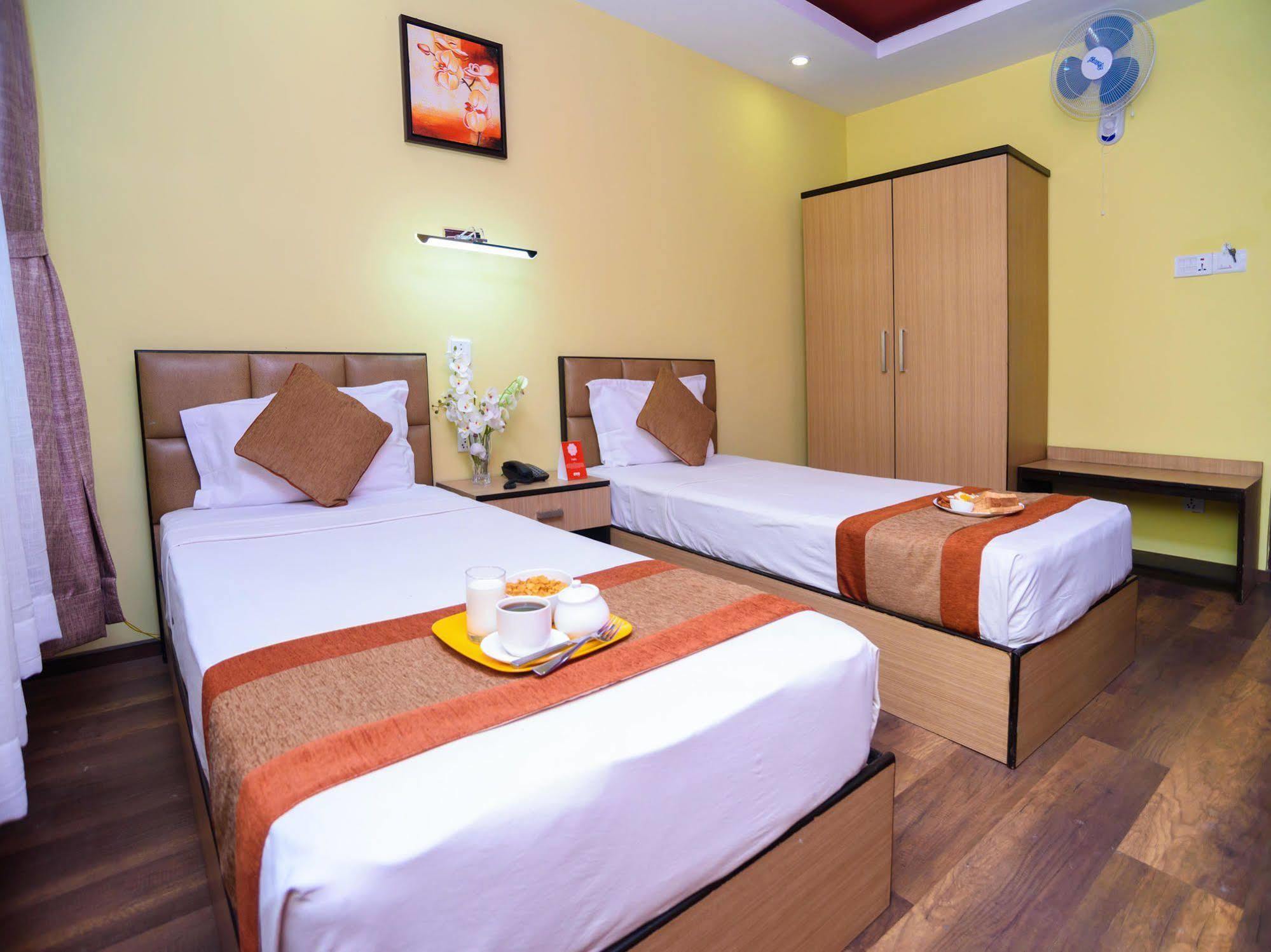 Oyo 105 Hotel Travel Inn كاتماندو المظهر الخارجي الصورة
