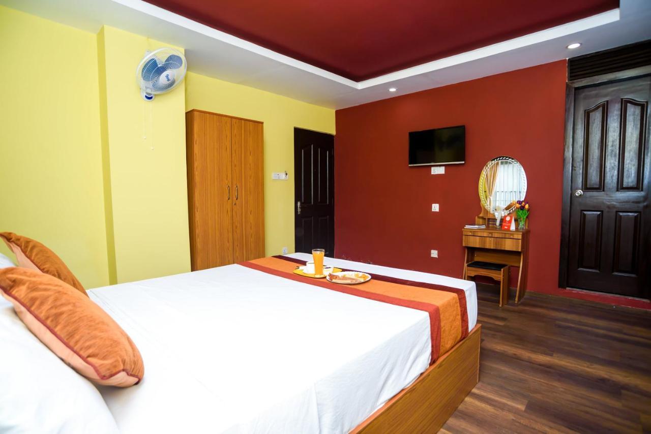 Oyo 105 Hotel Travel Inn كاتماندو المظهر الخارجي الصورة